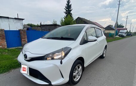 Toyota Vitz, 2014 год, 900 000 рублей, 2 фотография