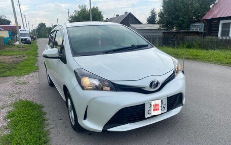 Toyota Vitz, 2014 год, 900 000 рублей, 3 фотография