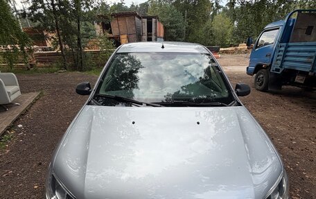 Renault Logan II, 2019 год, 600 000 рублей, 9 фотография