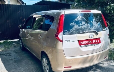 Toyota Passo Sette, 2009 год, 499 000 рублей, 2 фотография