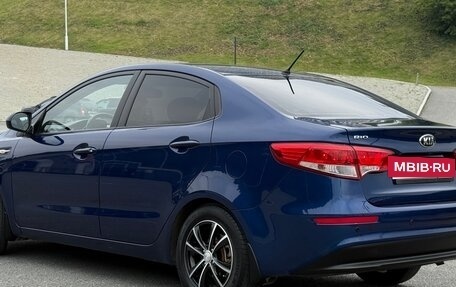 KIA Rio III рестайлинг, 2015 год, 1 050 000 рублей, 2 фотография