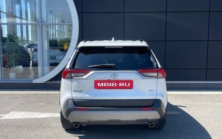 Toyota RAV4, 2021 год, 3 415 000 рублей, 5 фотография