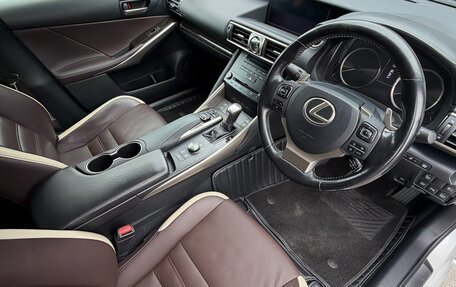 Lexus IS III, 2016 год, 2 890 000 рублей, 7 фотография