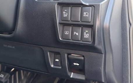 Lexus IS III, 2016 год, 2 890 000 рублей, 23 фотография