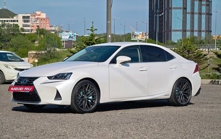 Lexus IS III, 2016 год, 2 890 000 рублей, 17 фотография