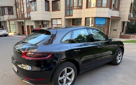 Porsche Macan I рестайлинг, 2017 год, 3 900 000 рублей, 4 фотография