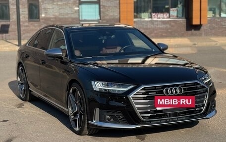 Audi A8, 2018 год, 8 990 000 рублей, 11 фотография