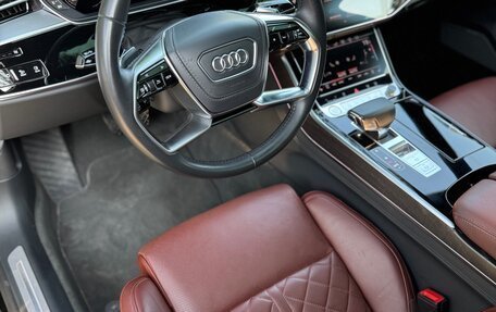 Audi A8, 2018 год, 8 990 000 рублей, 26 фотография
