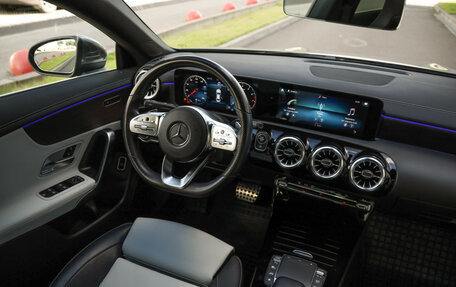 Mercedes-Benz CLA, 2021 год, 3 789 000 рублей, 13 фотография