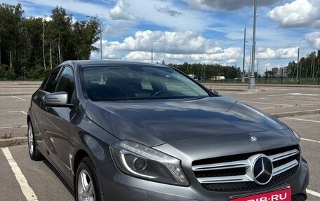 Mercedes-Benz A-Класс, 2013 год, 1 060 000 рублей, 3 фотография