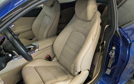 Mercedes-Benz C-Класс, 2018 год, 3 800 000 рублей, 24 фотография