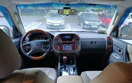 Mitsubishi Montero III, 2003 год, 845 000 рублей, 9 фотография
