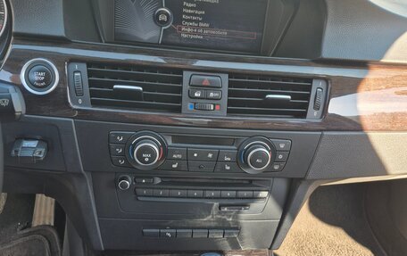 BMW 3 серия, 2011 год, 900 000 рублей, 4 фотография