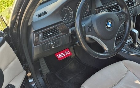 BMW 3 серия, 2011 год, 900 000 рублей, 6 фотография