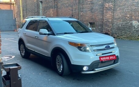 Ford Explorer VI, 2013 год, 1 870 000 рублей, 2 фотография