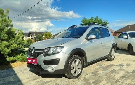 Renault Sandero II рестайлинг, 2016 год, 820 000 рублей, 1 фотография
