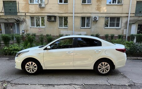 KIA Rio IV, 2017 год, 1 400 000 рублей, 3 фотография