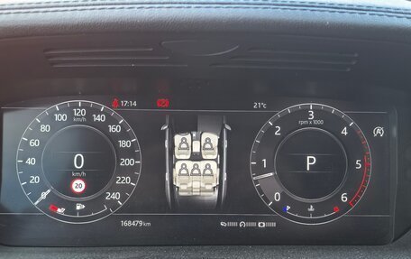 Land Rover Range Rover IV рестайлинг, 2018 год, 5 200 000 рублей, 9 фотография