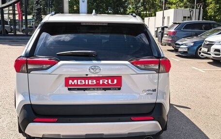 Toyota RAV4, 2025 год, 4 250 000 рублей, 10 фотография