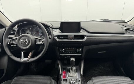 Mazda 6, 2017 год, 1 570 000 рублей, 14 фотография