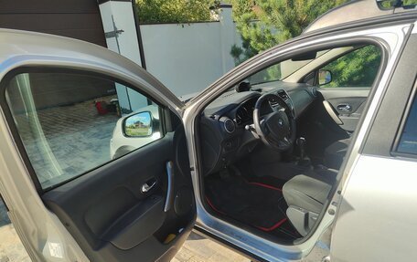 Renault Sandero II рестайлинг, 2016 год, 820 000 рублей, 8 фотография