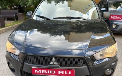 Mitsubishi Outlander III рестайлинг 3, 2011 год, 1 000 000 рублей, 1 фотография