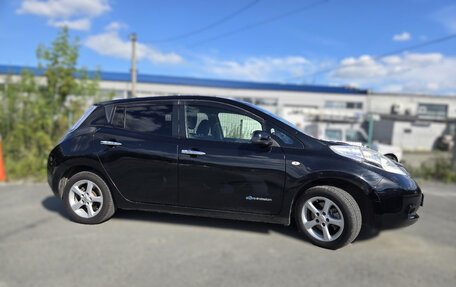Nissan Leaf I, 2014 год, 920 000 рублей, 2 фотография