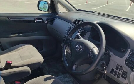 Toyota Ipsum II, 2002 год, 630 000 рублей, 3 фотография