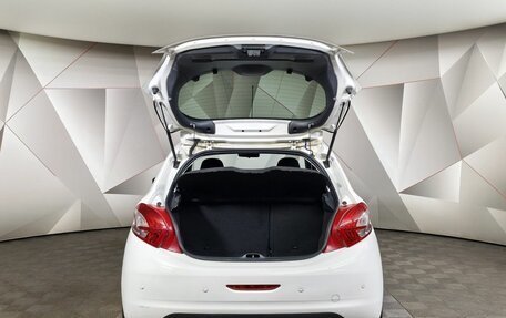 Peugeot 208 II, 2014 год, 529 000 рублей, 12 фотография