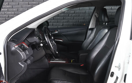 Toyota Camry, 2013 год, 1 630 000 рублей, 9 фотография