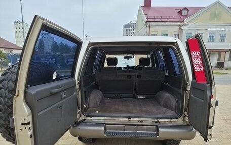 Isuzu Bighorn II, 2000 год, 900 000 рублей, 7 фотография