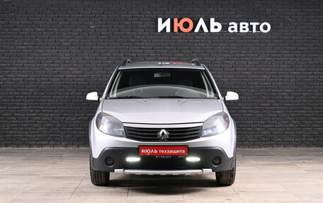 Renault Sandero I, 2014 год, 740 000 рублей, 2 фотография