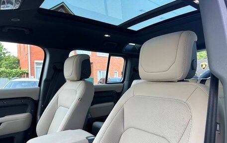 Land Rover Defender II, 2023 год, 13 000 000 рублей, 20 фотография
