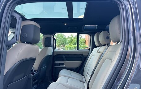 Land Rover Defender II, 2023 год, 13 000 000 рублей, 22 фотография