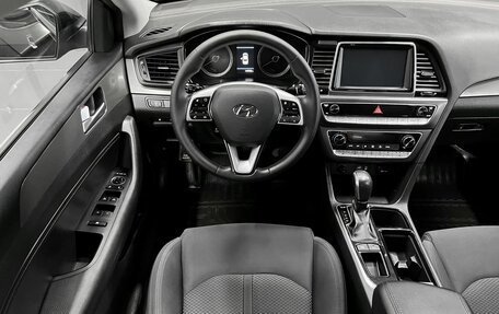 Hyundai Sonata VII, 2018 год, 1 595 000 рублей, 11 фотография