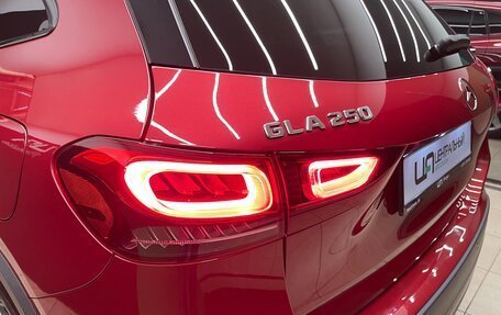 Mercedes-Benz GLA, 2020 год, 3 800 000 рублей, 12 фотография