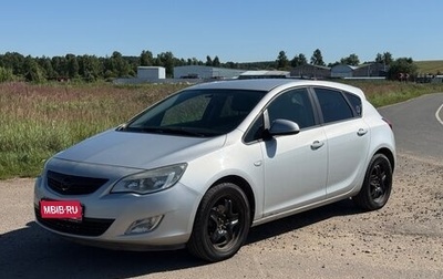 Opel Astra J, 2010 год, 620 000 рублей, 1 фотография