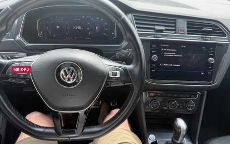 Volkswagen Tiguan II, 2019 год, 2 000 000 рублей, 6 фотография