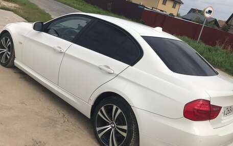BMW 3 серия, 2011 год, 1 130 000 рублей, 3 фотография
