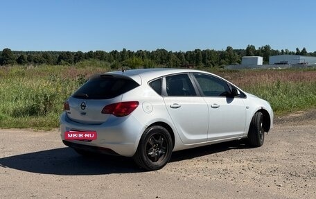 Opel Astra J, 2010 год, 620 000 рублей, 5 фотография