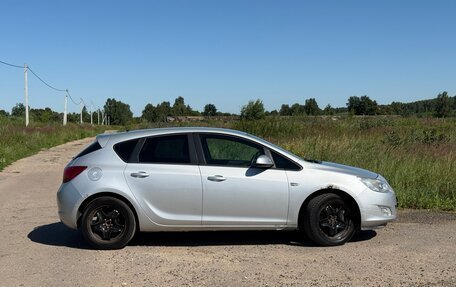 Opel Astra J, 2010 год, 620 000 рублей, 7 фотография