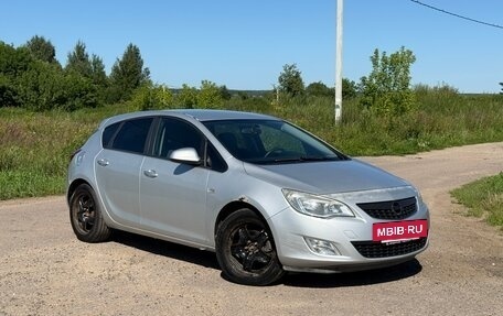 Opel Astra J, 2010 год, 620 000 рублей, 6 фотография