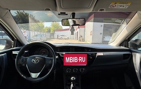 Toyota Corolla, 2013 год, 1 300 000 рублей, 10 фотография