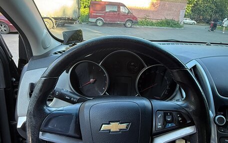 Chevrolet Cruze II, 2013 год, 800 000 рублей, 9 фотография