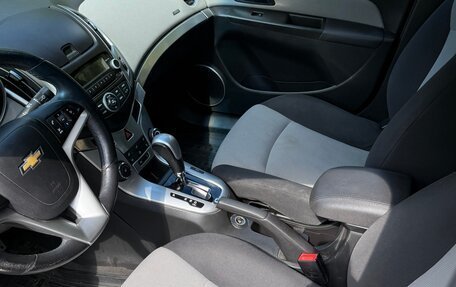 Chevrolet Cruze II, 2013 год, 800 000 рублей, 11 фотография