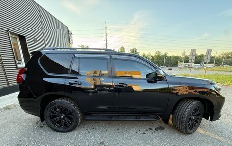 Toyota Land Cruiser Prado 150 рестайлинг 2, 2019 год, 7 450 000 рублей, 11 фотография
