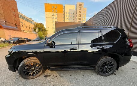 Toyota Land Cruiser Prado 150 рестайлинг 2, 2019 год, 7 450 000 рублей, 7 фотография