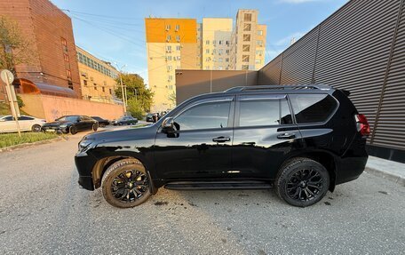 Toyota Land Cruiser Prado 150 рестайлинг 2, 2019 год, 7 450 000 рублей, 6 фотография