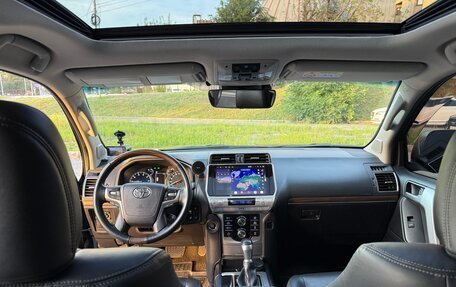 Toyota Land Cruiser Prado 150 рестайлинг 2, 2019 год, 7 450 000 рублей, 20 фотография