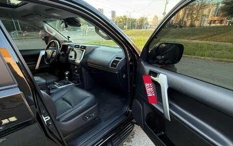 Toyota Land Cruiser Prado 150 рестайлинг 2, 2019 год, 7 450 000 рублей, 23 фотография